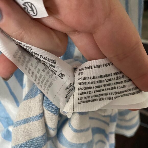 NWT Abercrombie Blue and White Striped Linen and Cotton Blend Button Down Size M - Picture 3 of 8